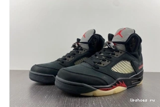 DR0092-001 Jordan Gore-Tex Retro Off-Noir 5 1229